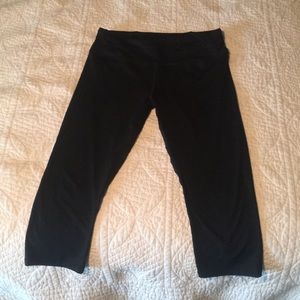 Fabletics black capris